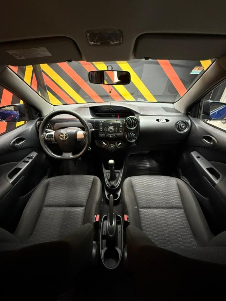 Toyota Hilux 2.4 Dx 4x4