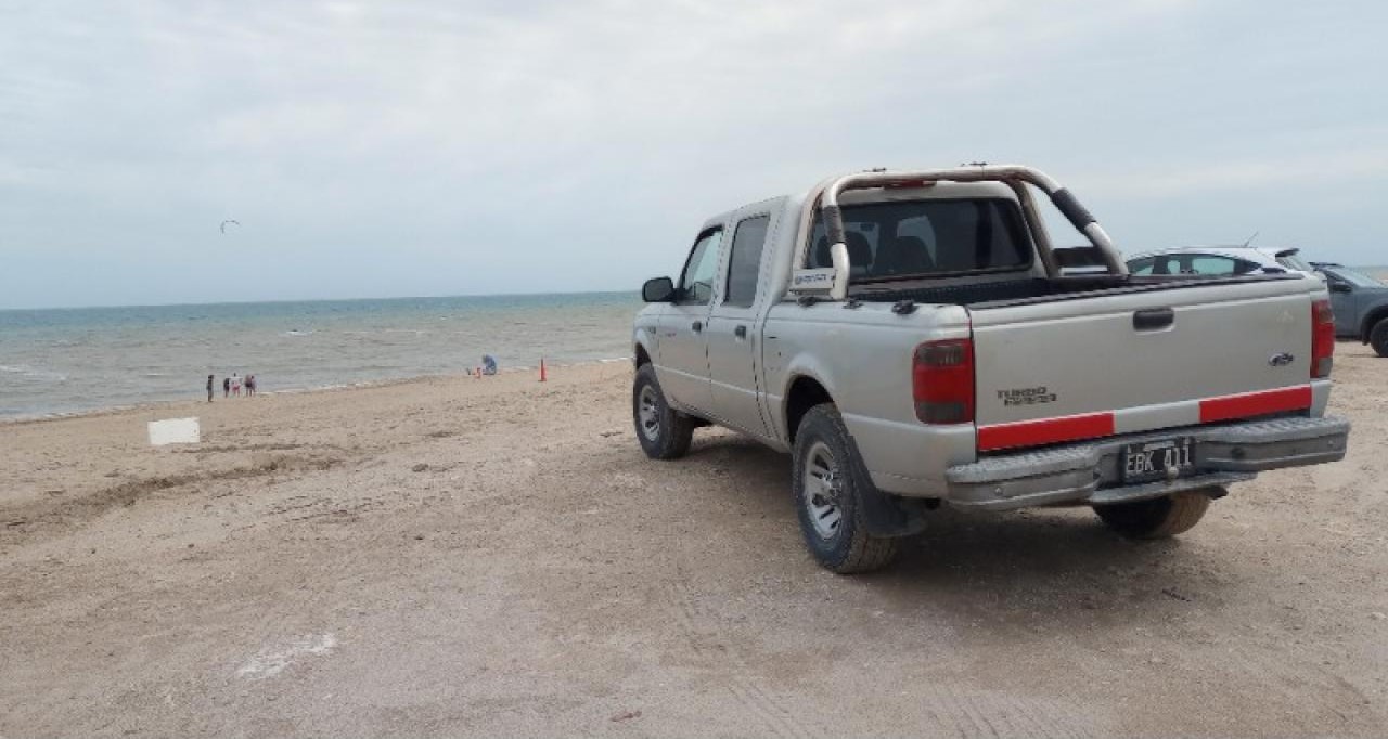 2.8 Powerstroke 2003 Excelentes Condiciones Lista Para Transferir.
