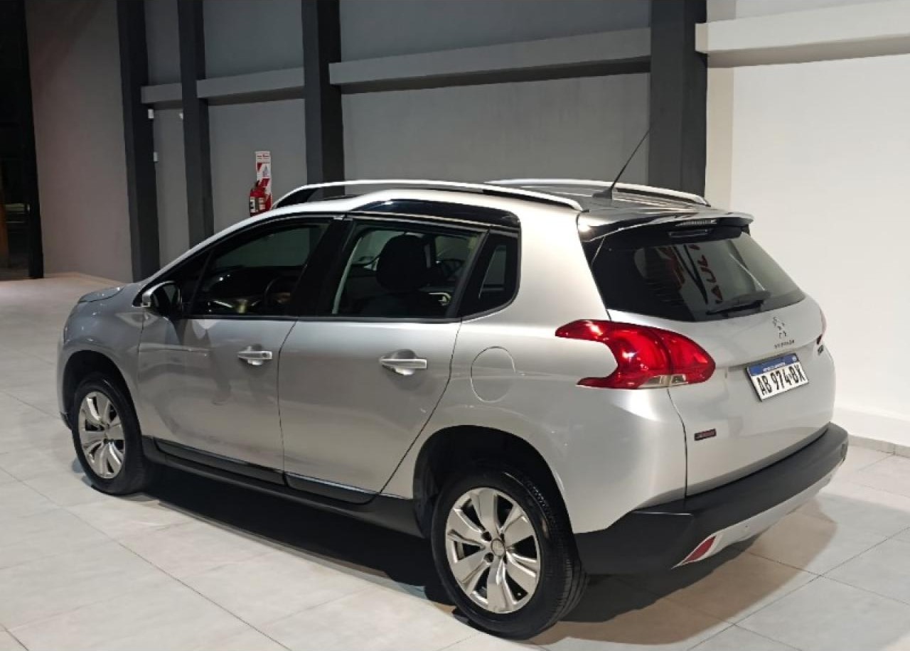 Peugeot 2008 Allure Nav 2017 Caja Automatica
