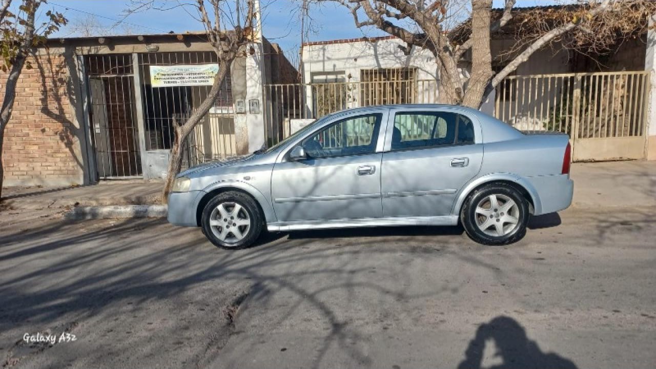 Chevrolet Astra Gl Mod 2006, 2.0 Con Baúl Super Amplio