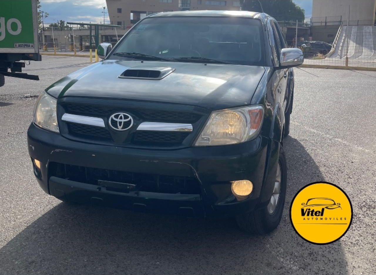 Toyota Hilux Srv 4x4 2005