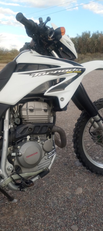 Honda Tornado