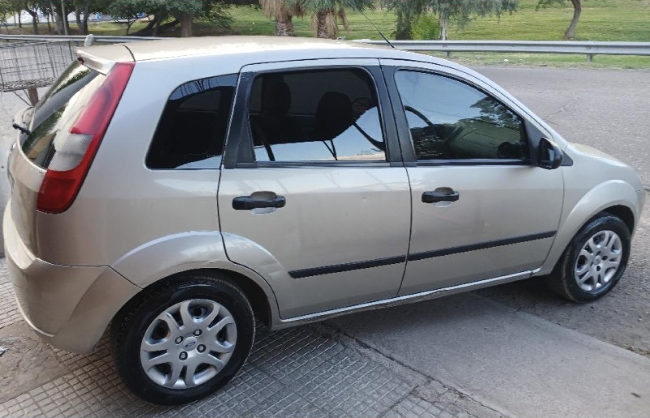 Ford Fiesta Ambiente 1.6 2006
