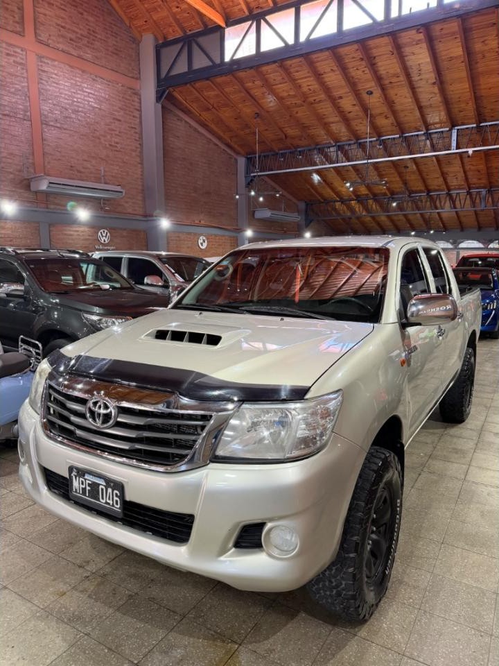 Toyota Hilux 2013 Dx 4x4