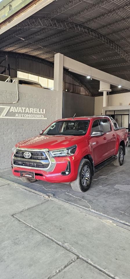 Toyota Hilux Srv Aut 4x4
