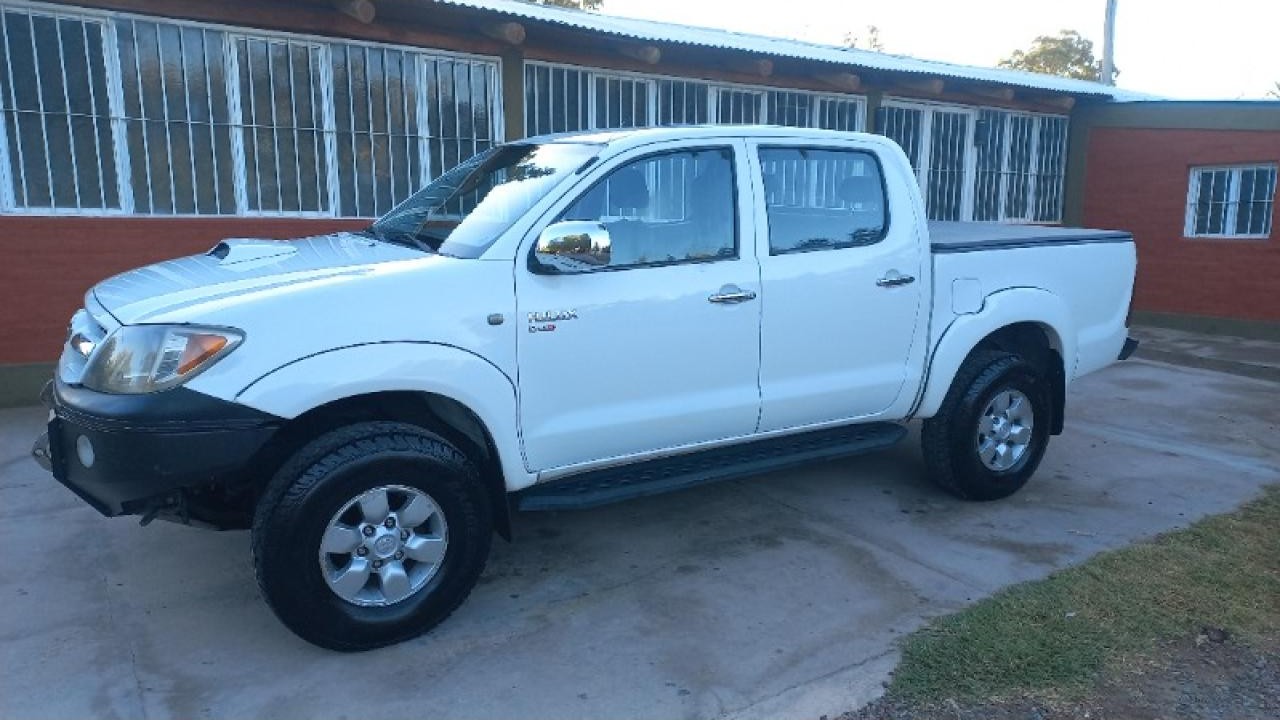 Toyota Hilux Dx 2005 Igual A Srv Impecable