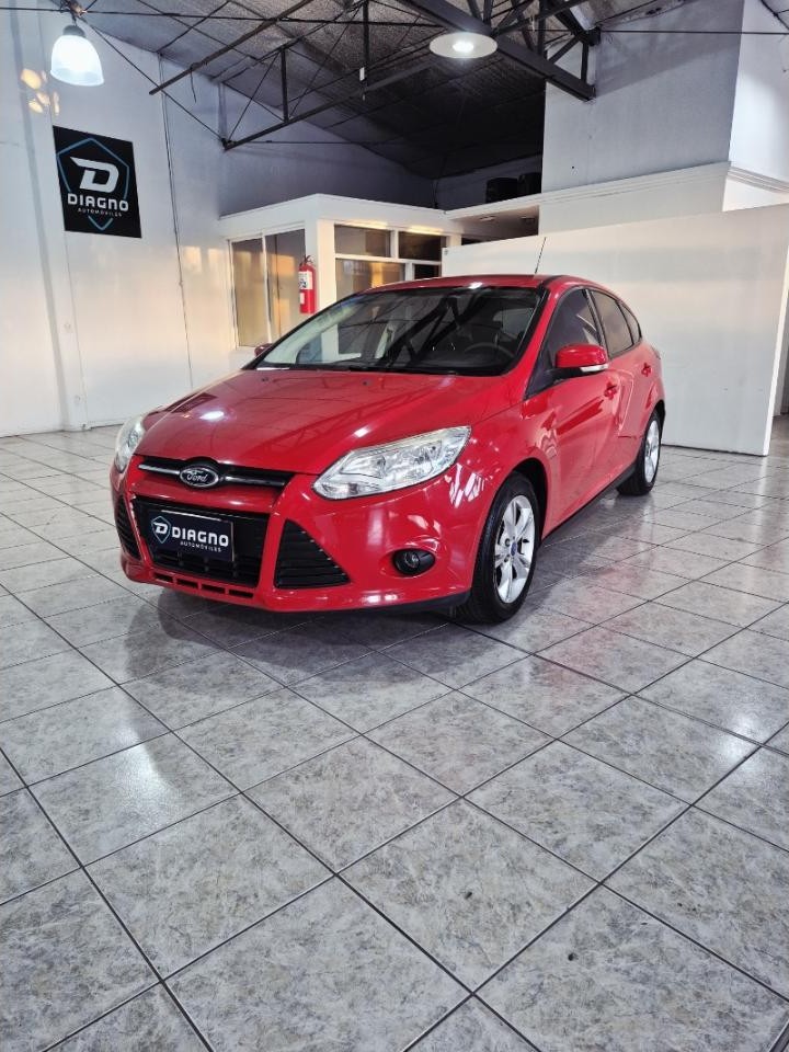 Ford Focus S 1.6 2015