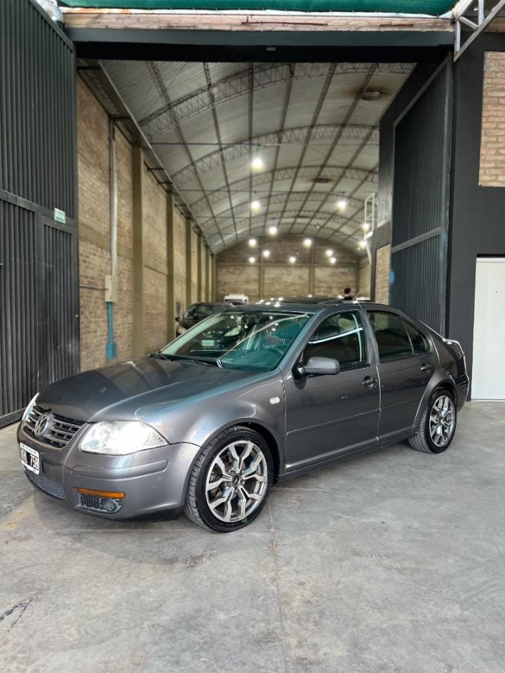 Volkswagen Bora Trendline 2011