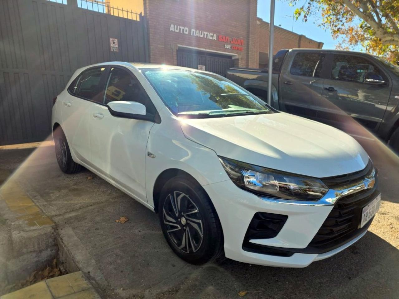 Chevrolet Onix Lt 1.0t  / Año 2025