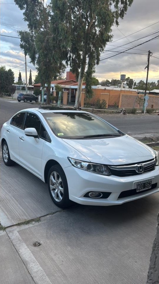 Honda Civic 2014 Full