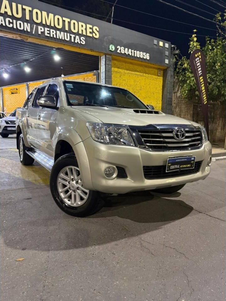 Toyota Hilux Srv 4x2