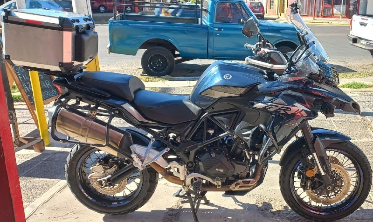 Benelli Trk 502x