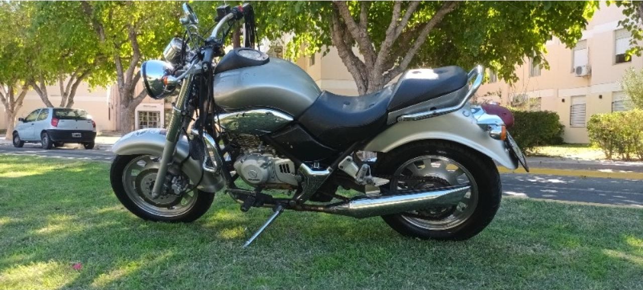 Beta Euro 300cc Año 2010. 30mil Kms