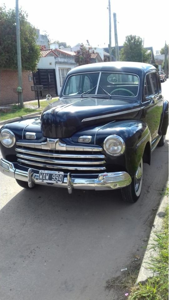 Coupé Ford 1946 V8