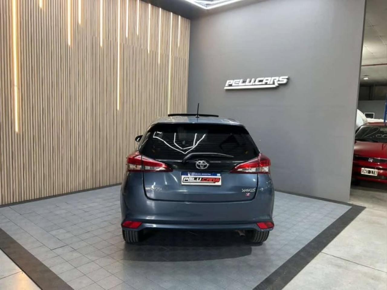 Miniatura 7