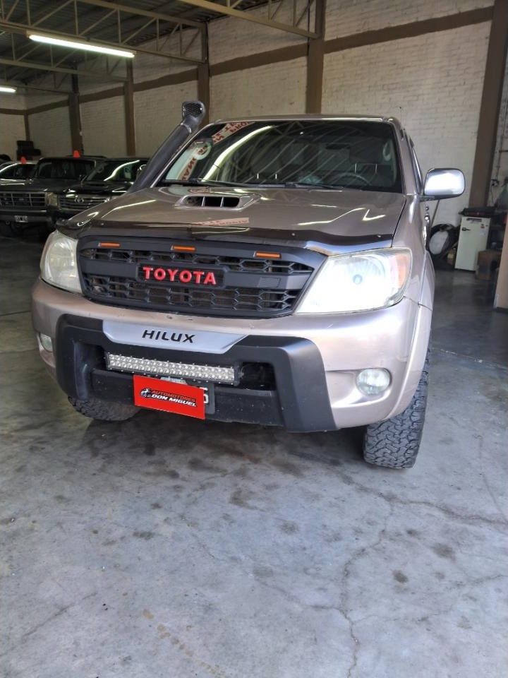 Toyota Hilux 4x4 Srv 2006