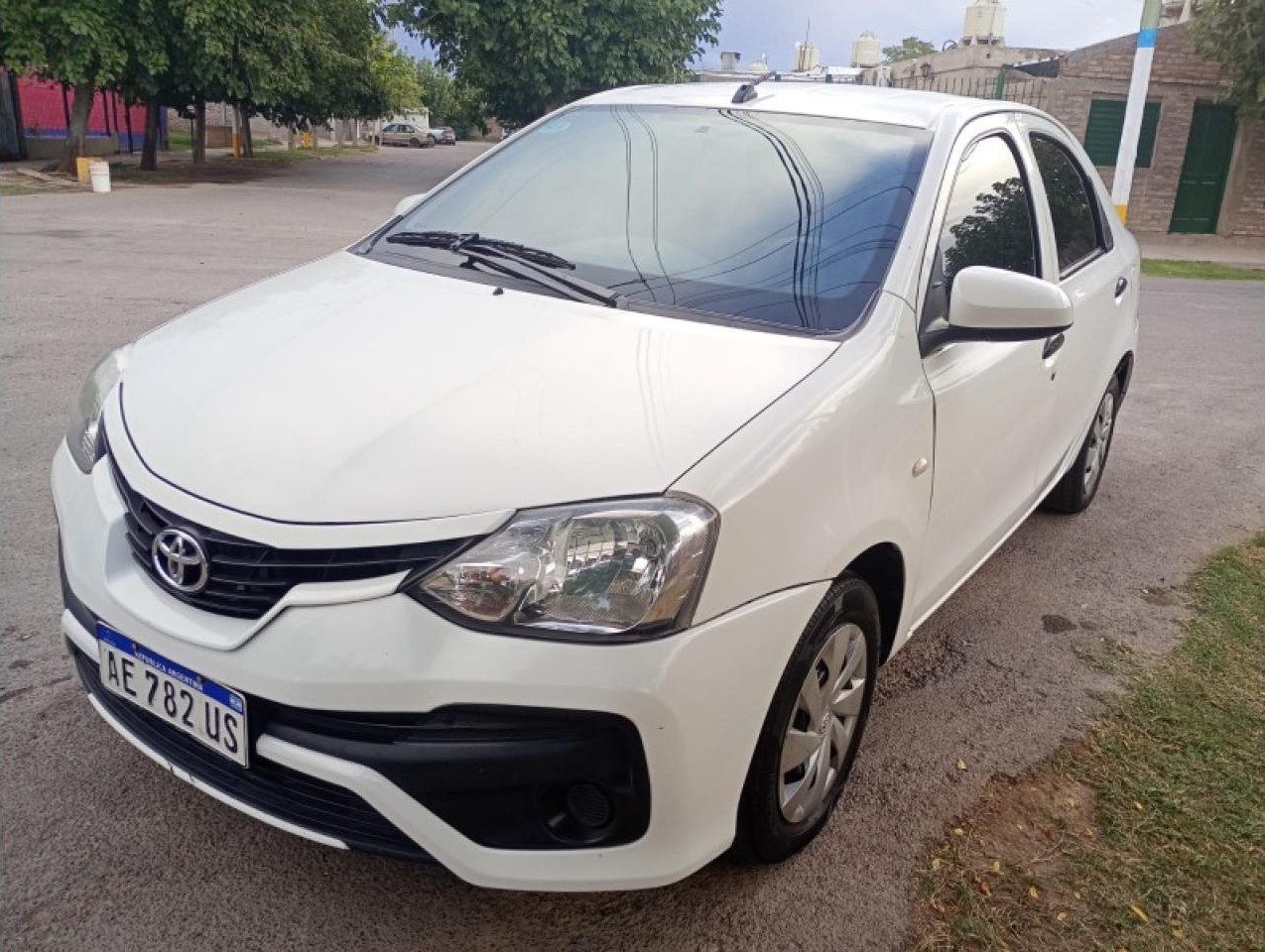 Toyota Etios 1.5 X 6mt Manual Año 2021 Nafta/gnc 5ta Full Full Titular