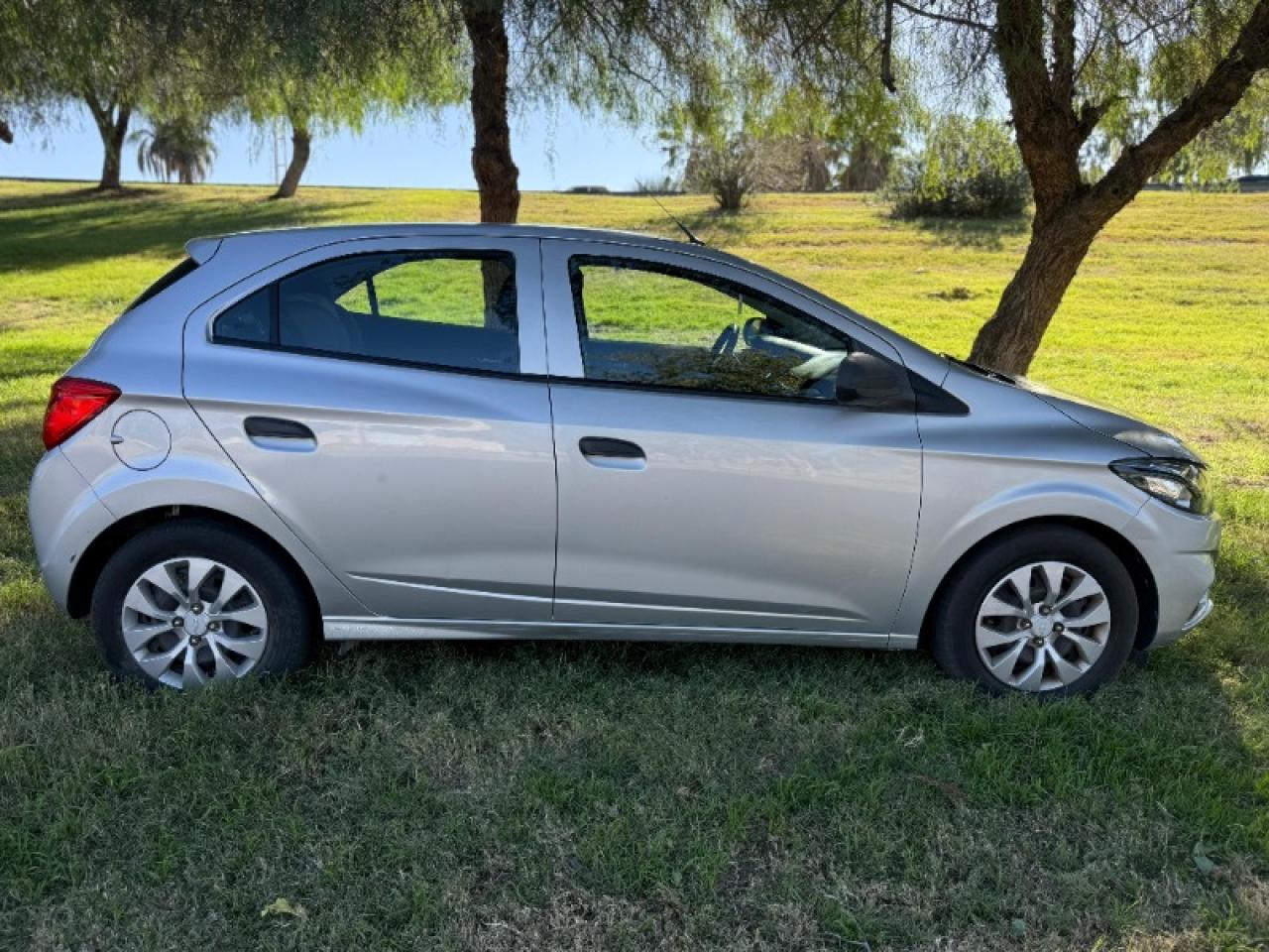 Chevrolet Onix Lt 2018 - No Permuto