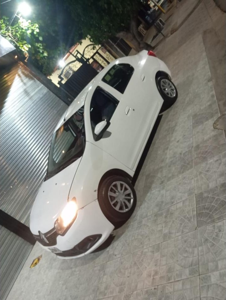 Renault Logan 2015 Titular. Gnc