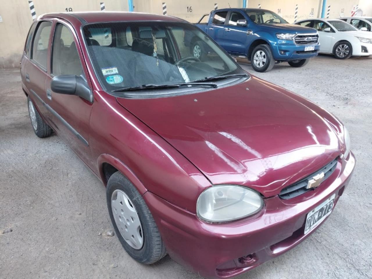 E Vende Chevrolet Corsa Wind Año 2001, 4 Puertas, Nafta/gnc, Con 260.000 Kilómetros.