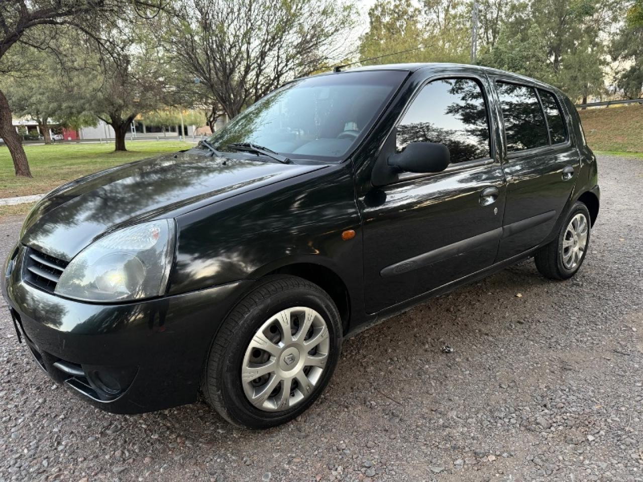 Renault Clio 5p Authentique 1.2 Pack Ii Mod 2011