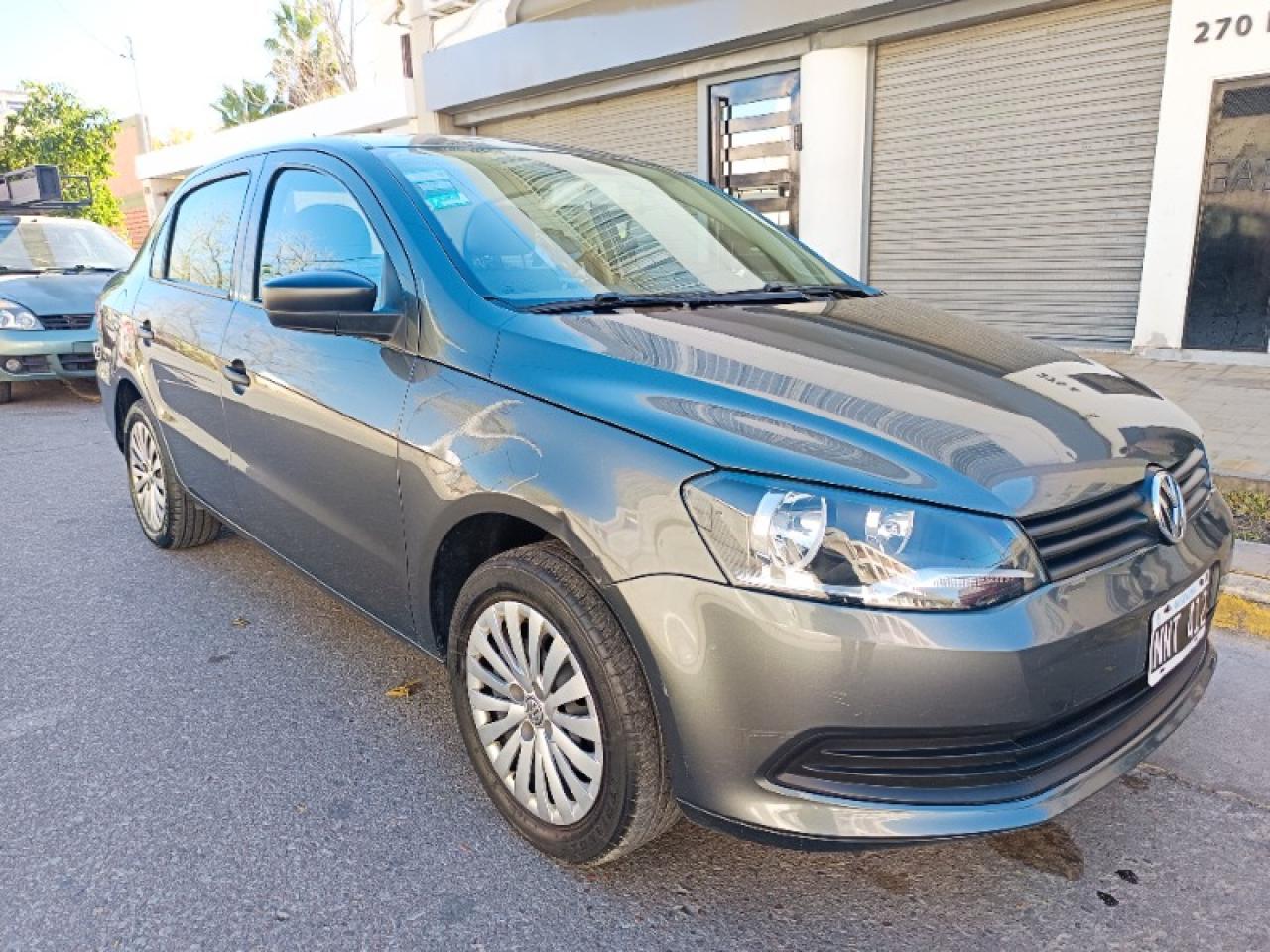 Volkswagen Voyage 2013 - Full - Impecable - Todos Los Services Realizados En Taller Oficial