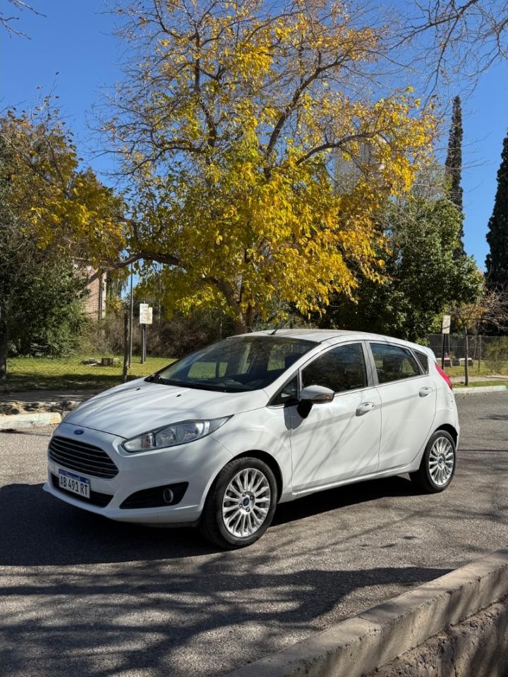 Ford Fiesta Se 2017