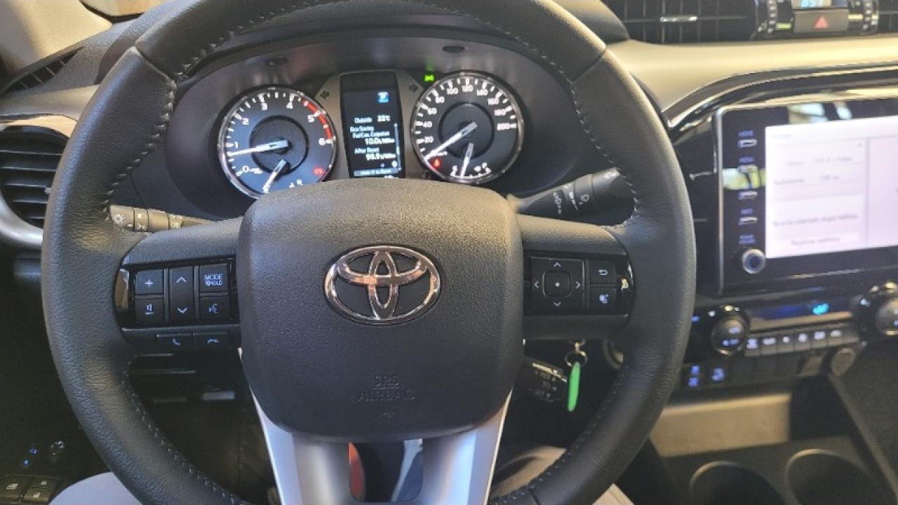 Toyota Hilux Srv 4x4 Automatica 2023