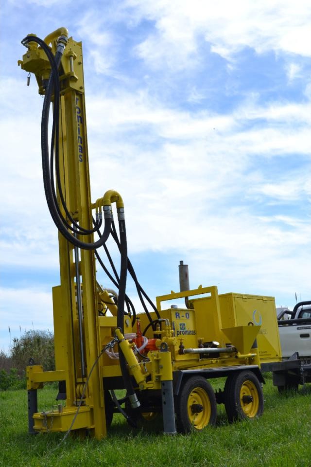 Perforadora Rotativa-marca Prominas-modelo R-0-hasta 200m Max