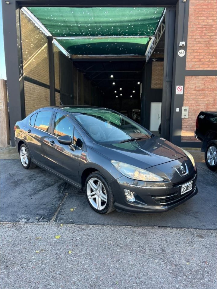 Peugueot 408 Sport At 2013