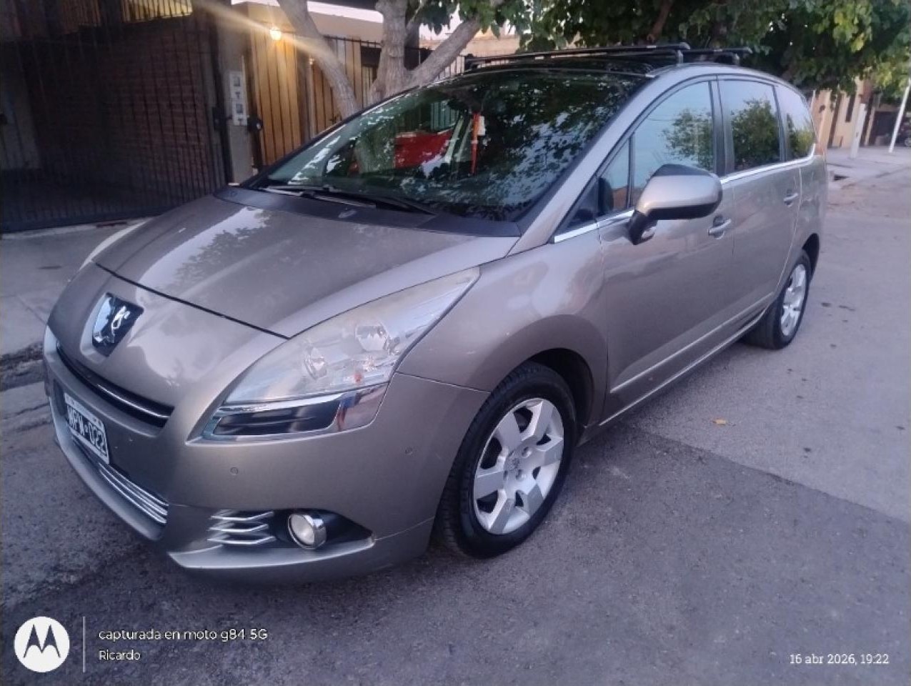 Vendo ó Permuto De Mi Interes..peugeot 5008, 2013, Al Dia