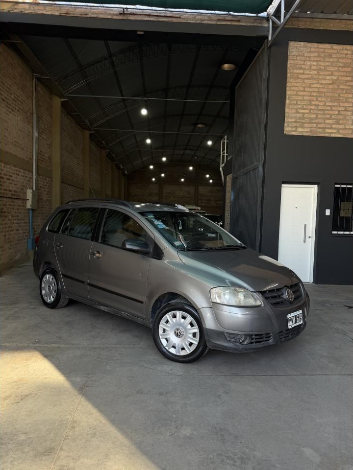 Volkswagen Suran 2008