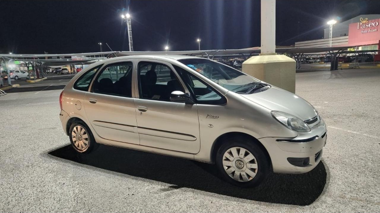 Citroen Xsara Picasso Exclusive. 2.0. Gnc.2011. Excelente Estado.