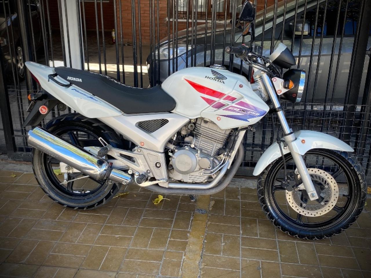 Honda Twister Cbx 250 Año 2012