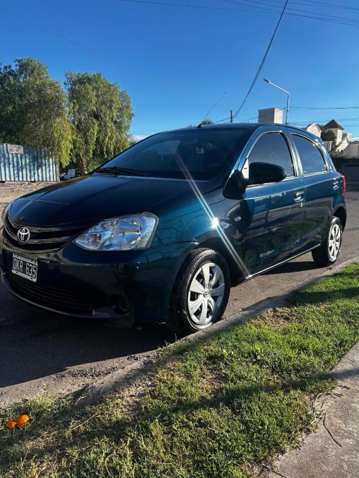 Toyota Etios 2015 Xs