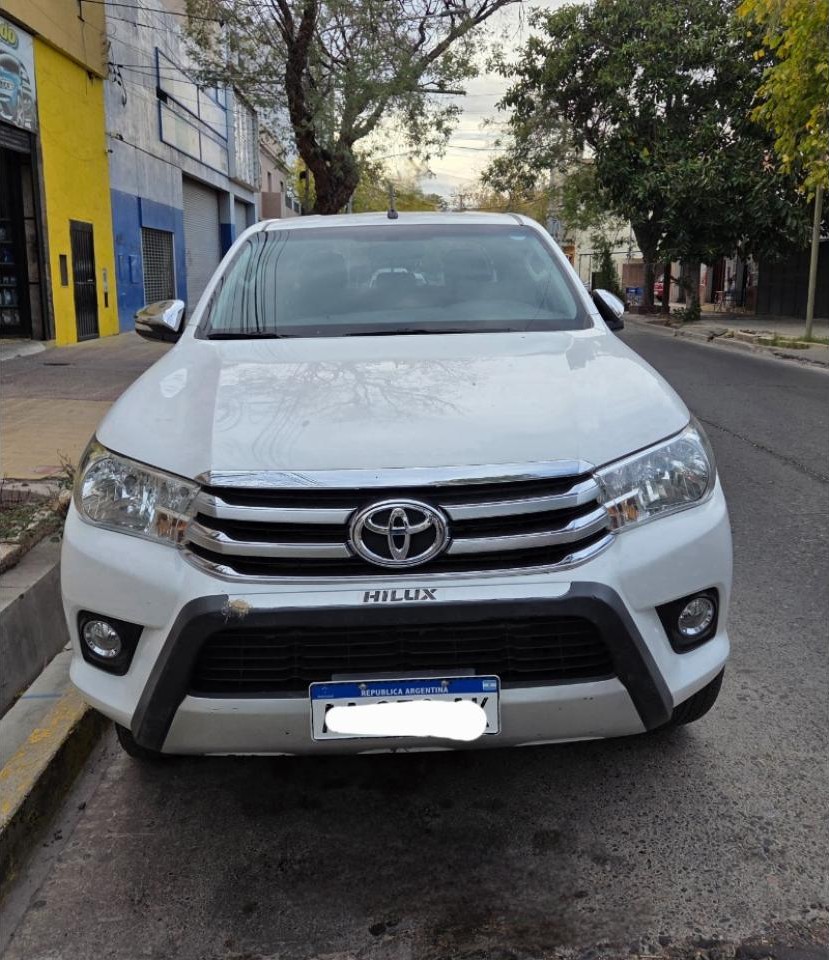 Toyota Hilux Srv 4x4 6 At 2017