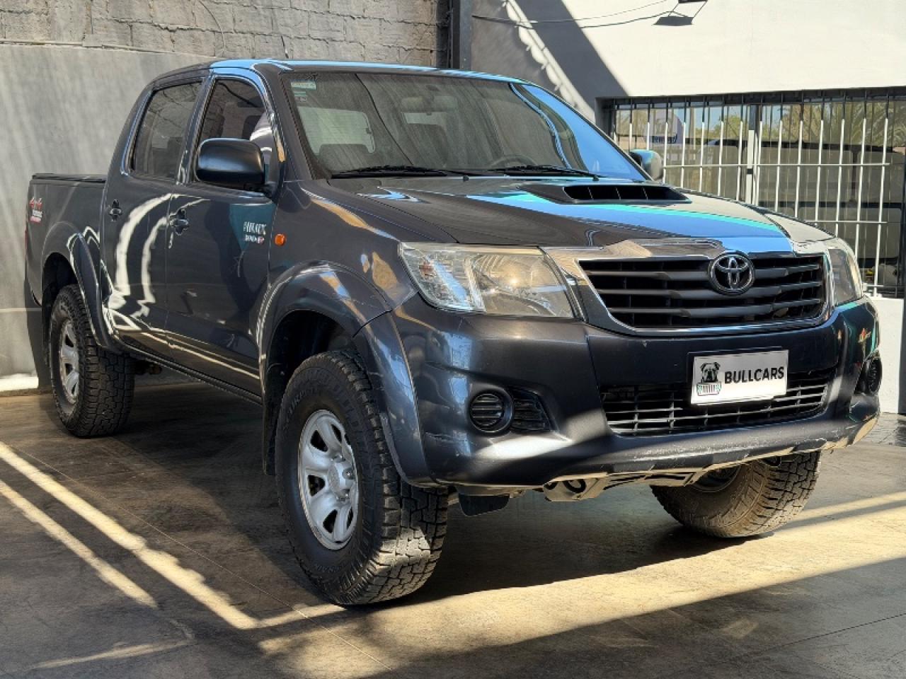 Toyota Hilux Sr 4x4 2013 175.000km