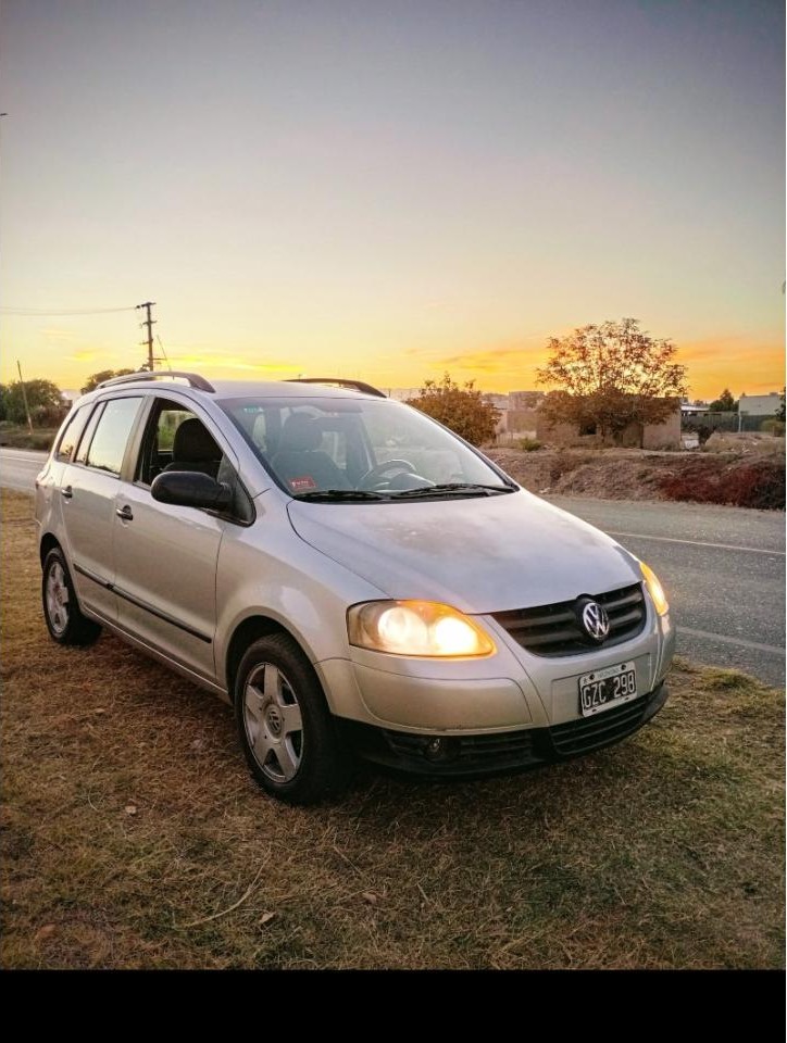 Volkswagen Suran Año 2008 Nafta 1.6 Sanjuanina Lista Para Transferir Rto Vigente Con Aire Y Dirección Impecable