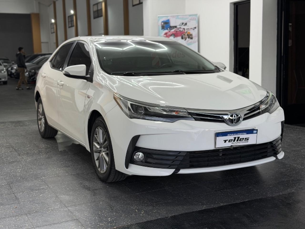 Toyota Corolla Xei 1.8 Mt6 2018
