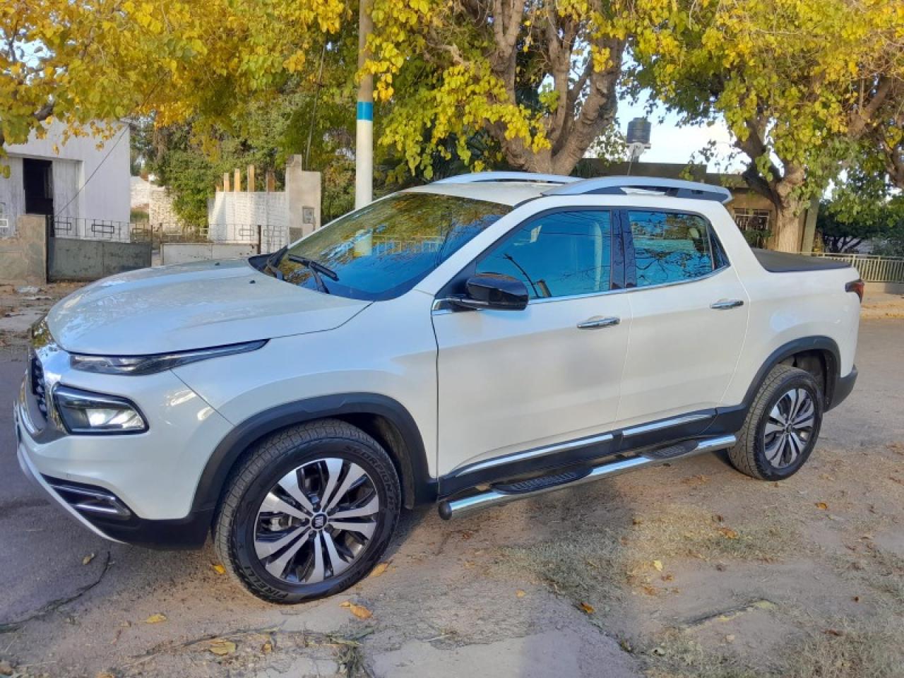 Fiat Toro Volcano 4x4 2024. Automatico