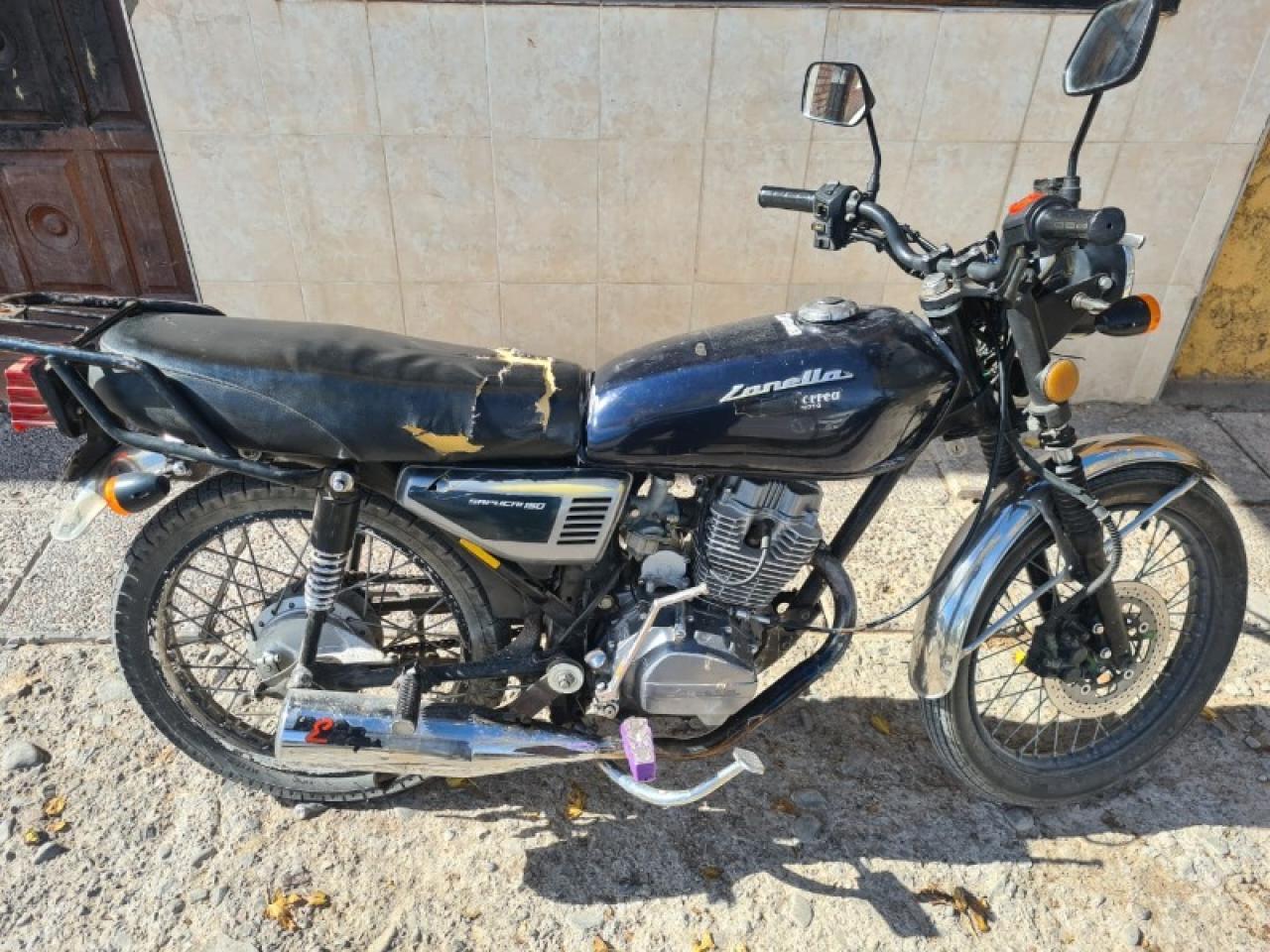 Zanella Sapucai 150 Modelo 2018. Tiene Tarjeta Verde, Titulo Y Papel De Extravío De La Patente.