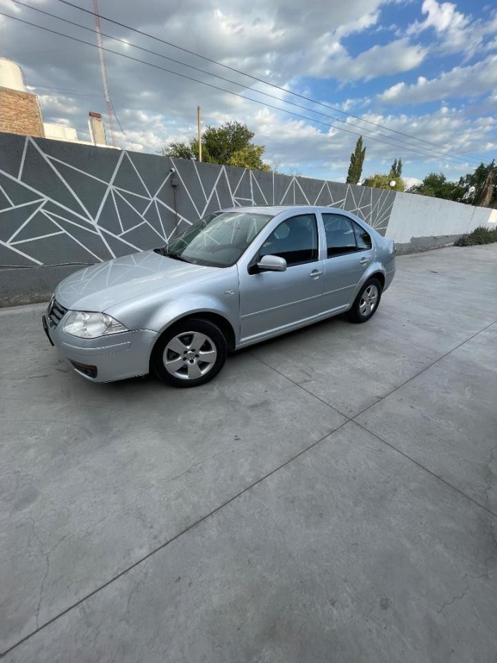 Volkswagen Bora 1.9 Tdi 2011