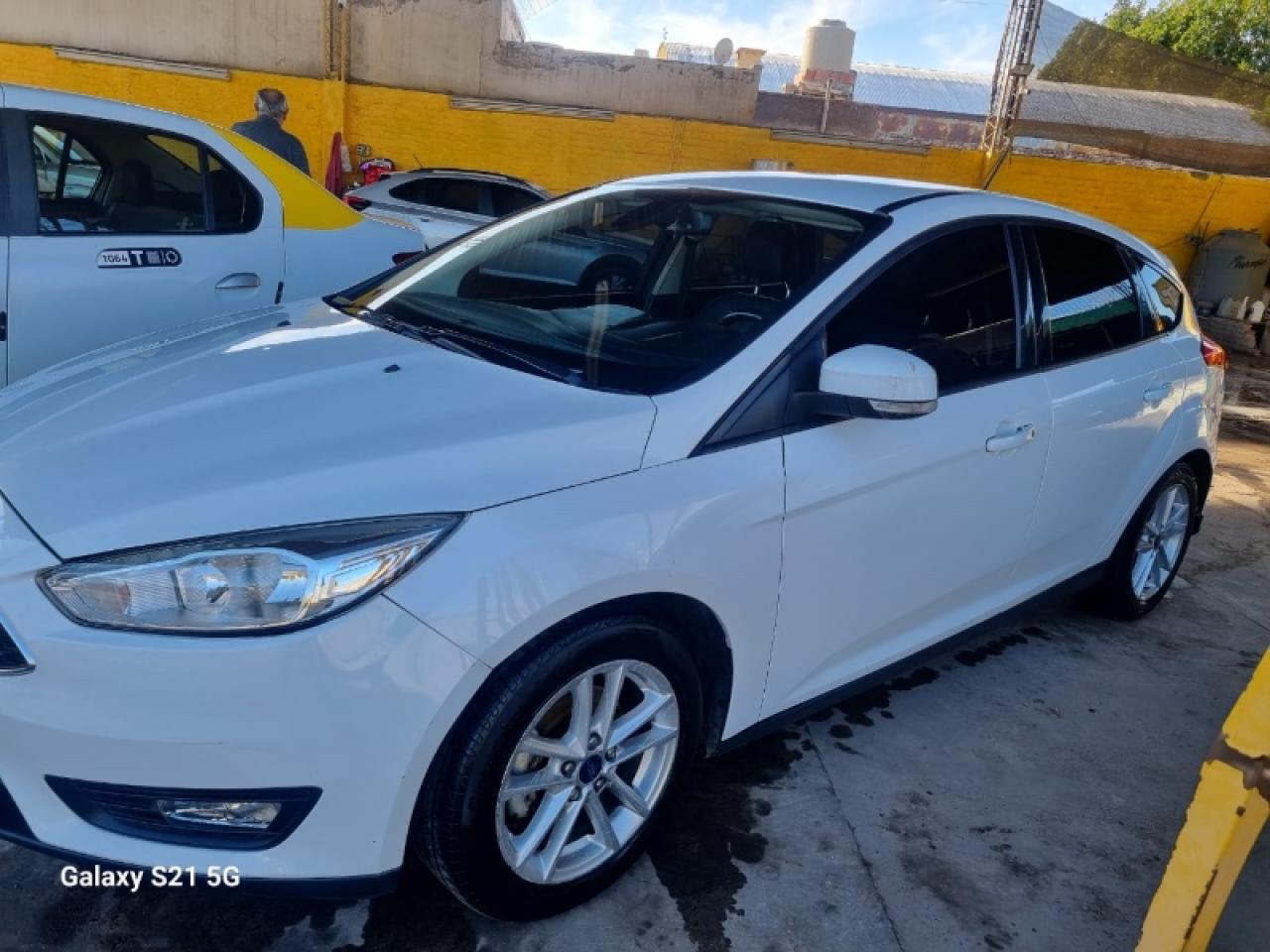 Ford Focus, 2019 Impecable