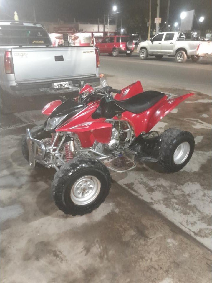 Cuatriciclo Bajaj 250. Contado Permuto