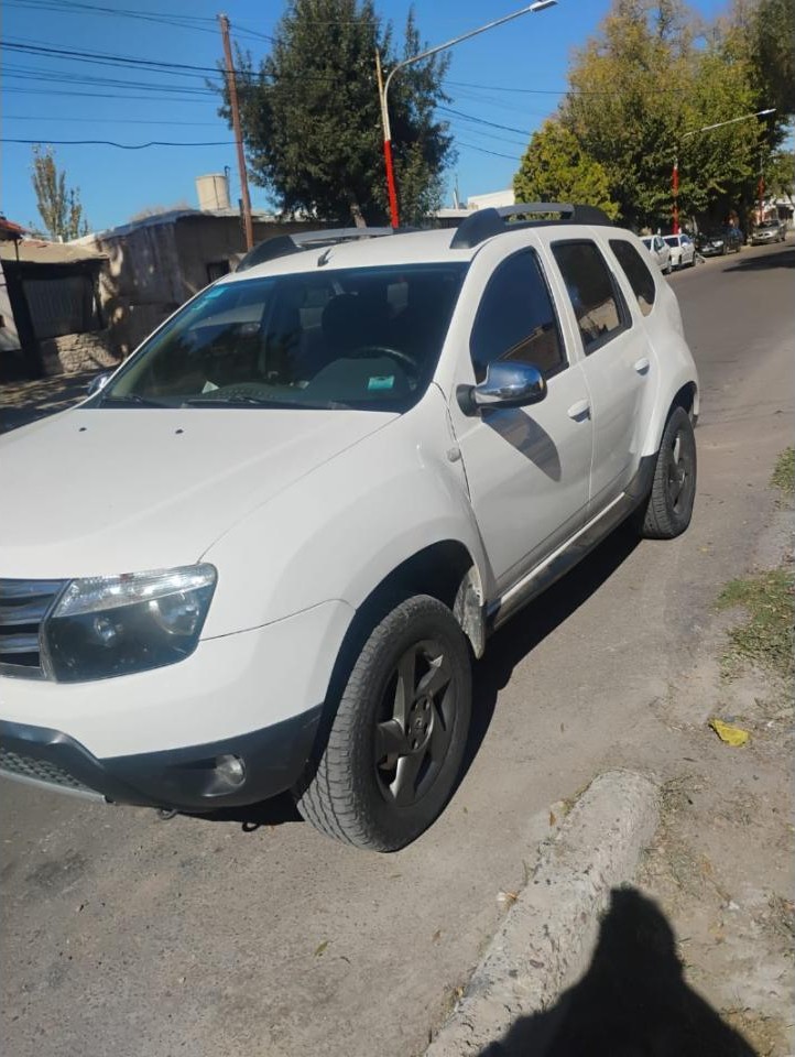 Duster 4x4 Cuero Nafta Gnc 2.0