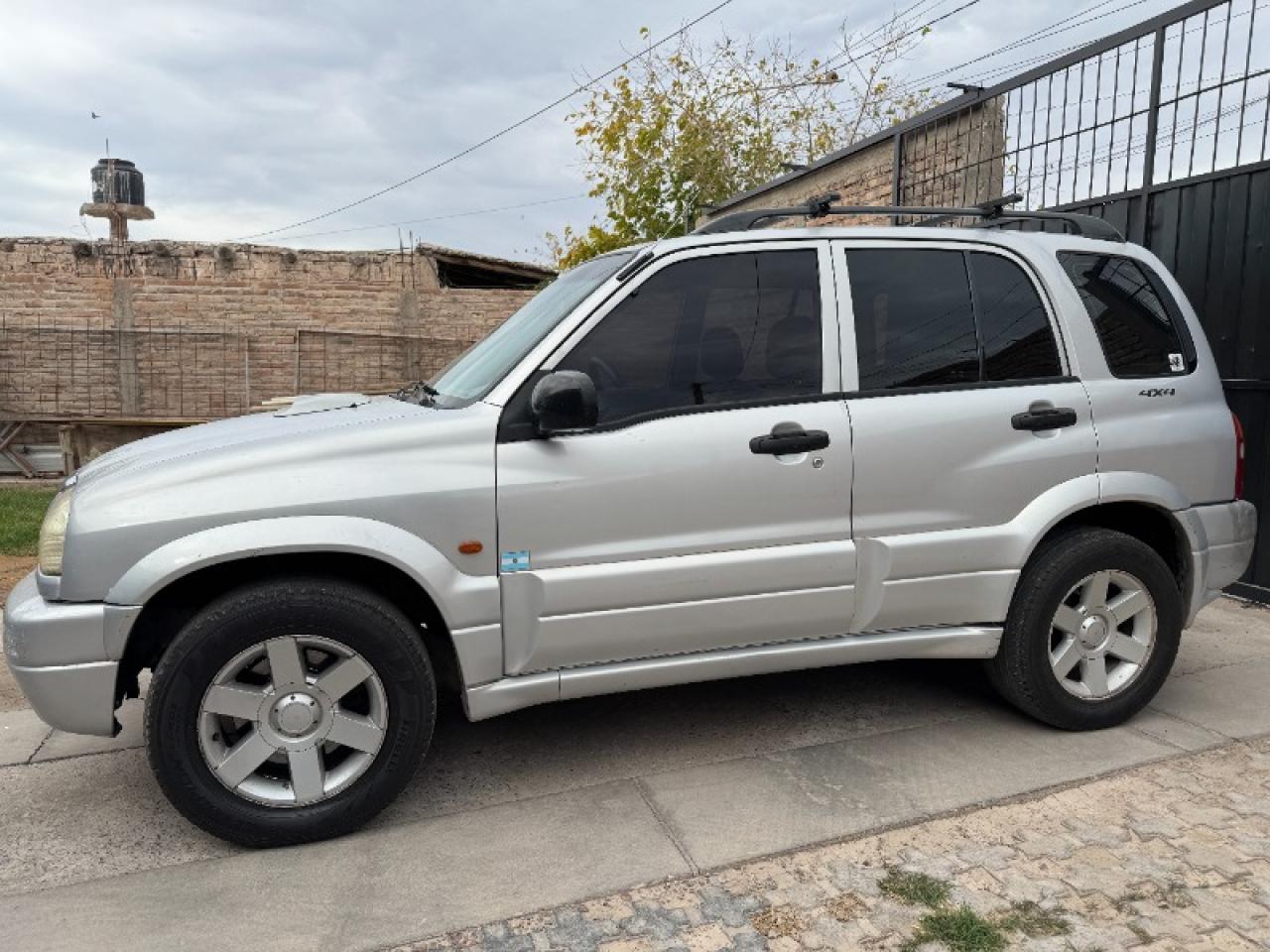 Suzuki Grand Vitara 2004 4x4 2.0td 5 Puertas. Buen Estado