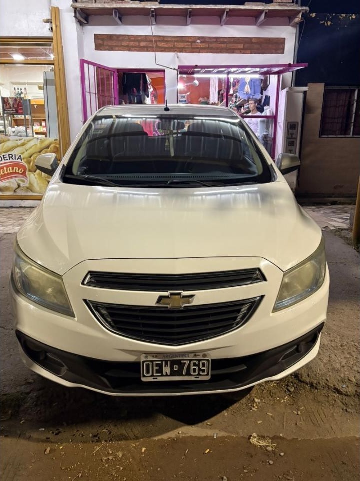 Chevrolet Ónix Ltz 2014