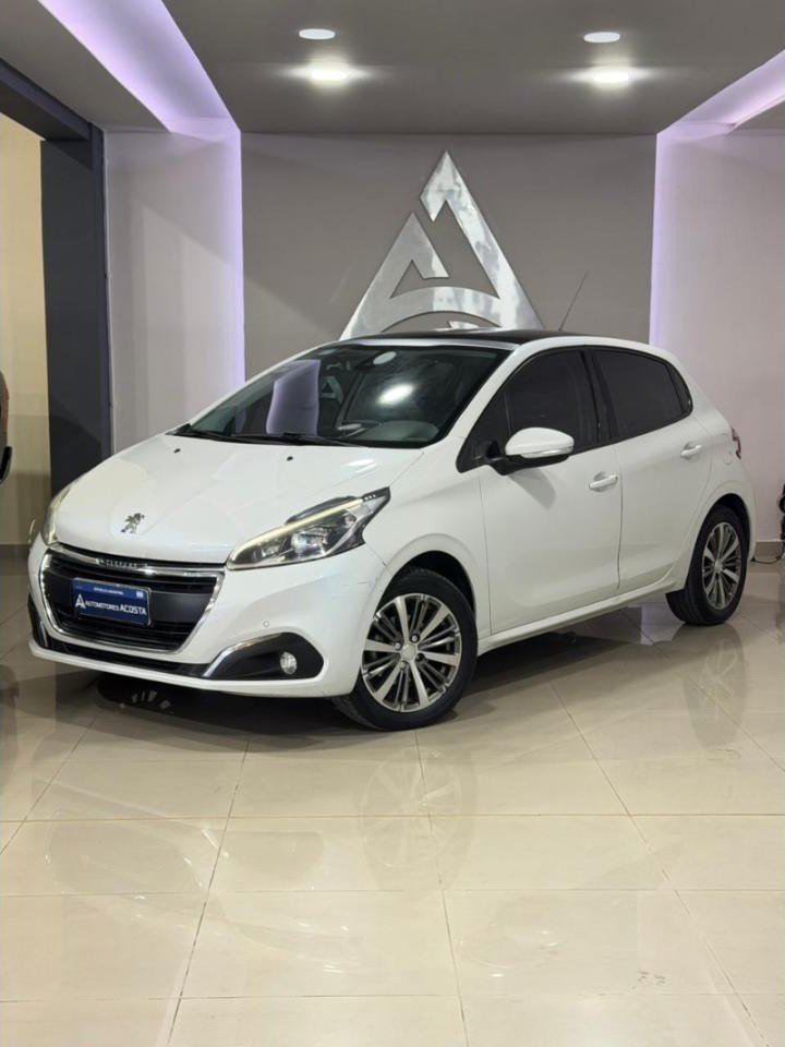 Peugeot 208 Feline Tiptronic 2020 (108.000km)