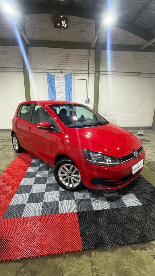 Volskwagen Fox Connect 1.6 2018