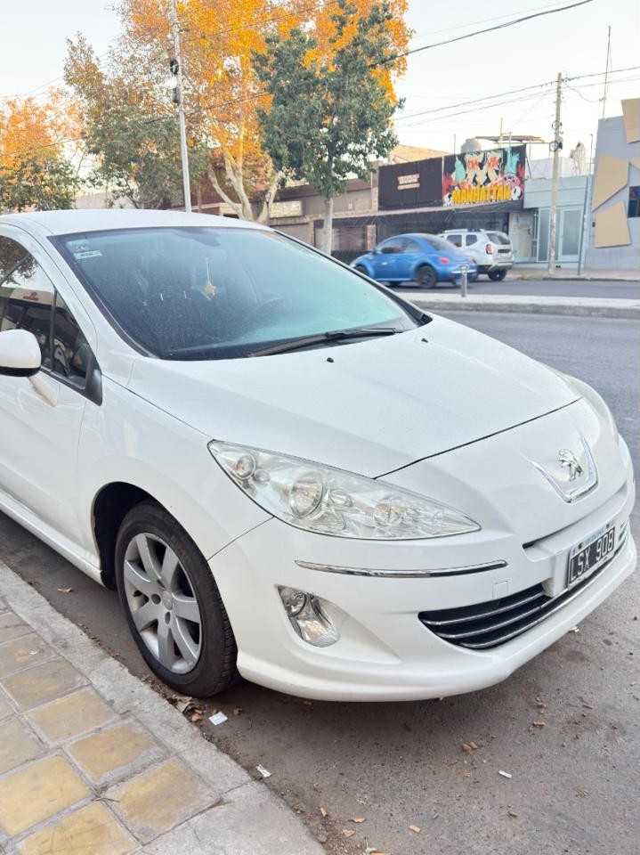 Peugeot 408 Allure 2.0